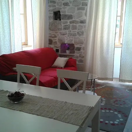 Daire Old Town Mila *